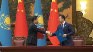 Казахстан и Китай соединит новая железная дорога