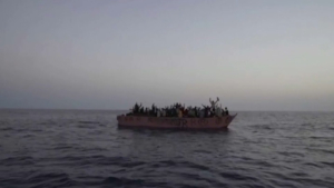 За двое суток в Средиземном море спасли 600 мигрантов