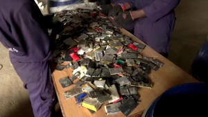 На острове Пасхи организовали сбор и переработку электронных отходов