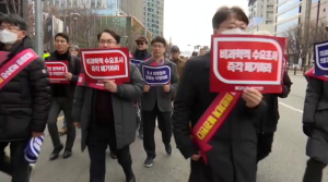 Оңтүстік Кореяда дәрігерлер үкіметтің жоспарына наразы