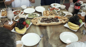 Мясо по-казахски подают в городе Южной Кореи