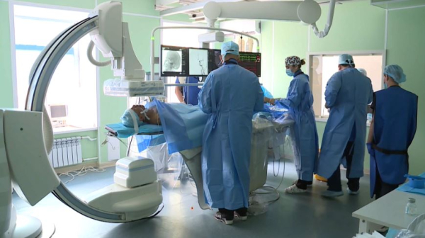 20 пациентов со сложными диагнозами прооперируют в Караганде