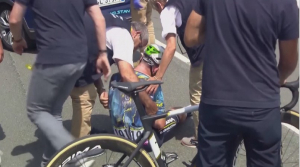 Велогонщик «Астаны» сошел с «Тур де Франс»