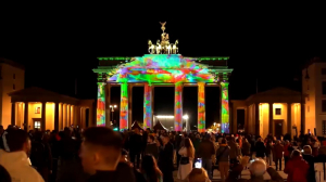 Фестиваль света проходит в Берлине