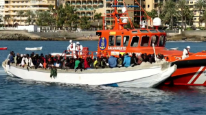 У Канарских островов спасены 153 мигранта