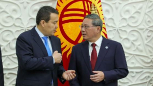 Алихан Смаилов встретился с Президентом Кыргызстана