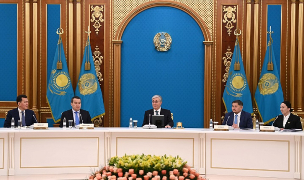 Токаев провел заседание Национального совета по науке и технологиям