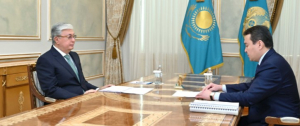 Глава государства принял Премьер-министра Алихана Смаилова