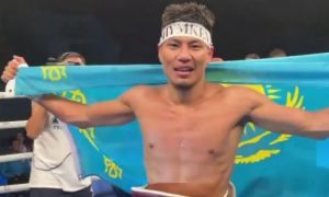Непобежденный казахстанский боксер нокаутом выиграл бой в Англии