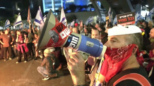 Массовые протесты вспыхнули в Тель-Авиве