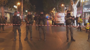 Неизвестный открыл стрельбу в центре Тель-Авива