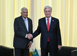Глава государства провел встречу с президентом Шри-Ланки