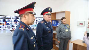 Безопасность в школах Атырау проверили полицейские