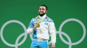 Казахстанского тяжелоатлета лишили «золота» Олимпийских игр