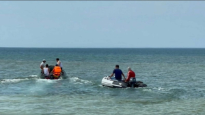 К поискам рыбака в Каспийском море подключили беспилотники