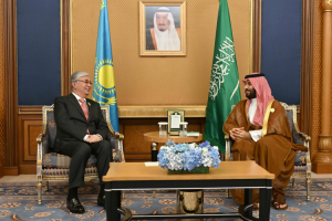 Президент Сауд Арабиясының тақ мұрагерімен кездесті