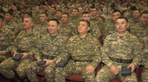 В военнослужащих Казахстана развивают выносливость и моральную устойчивость