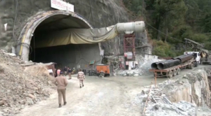 Үндістанда туннельдегі 40 жұмысшыны құтқару жалғасуда