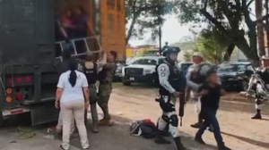 Мексикада полиция жүк көлігінен 196 мигрантты құтқарды
