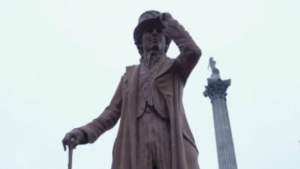 В Лондоне открыли шоколадную статую Вилли Вонки