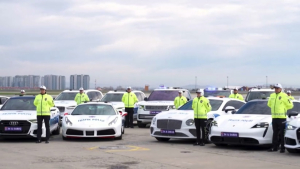 Дорожных полицейских в Стамбуле пересадят на Porsche и Bentley