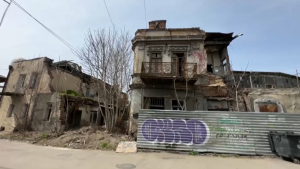 В исторических районах Тбилиси разрушаются жилые дома