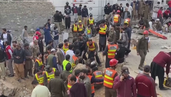 Теракт в пакистанском Пешаваре: свыше 80 погибших