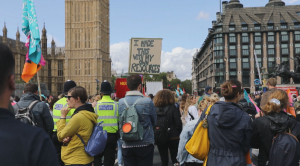 Повышения заработных плат требуют учителя в Лондоне