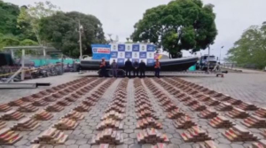 Подводную лодку с тоннами кокаина обнаружили в Колумбии