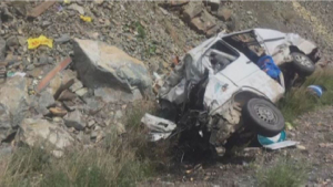 Машина упала в овраг в Таджикистане