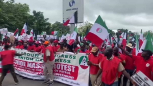 Повышение цен на топливо: протесты профсоюзов охватили Нигерию