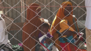 Сомалийцы спасаются от голода в соседней Кении