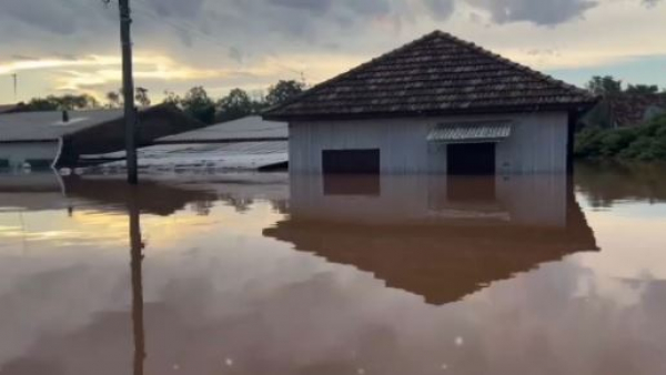 Наводнения унесли жизни 78 человек в Бразилии