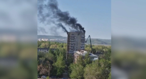 Девять человек спасено при пожаре в Усть-Каменогорске
