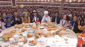 Этноаул для внуков создает у себя во дворе житель Туркестанской области
