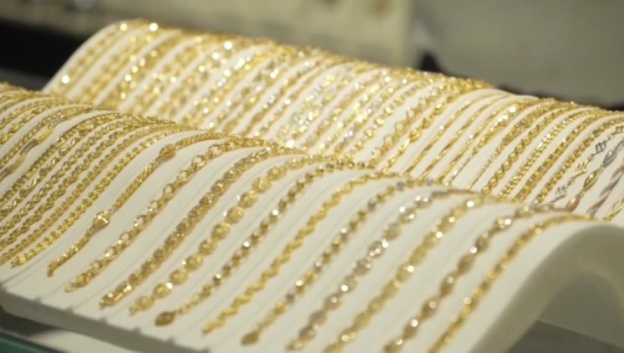 Цена на золото обновила исторический максимум