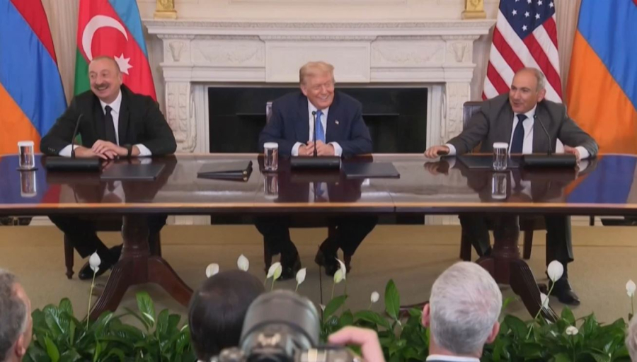 Армения мен Әзербайжан бейбіт келісімге қол қойды