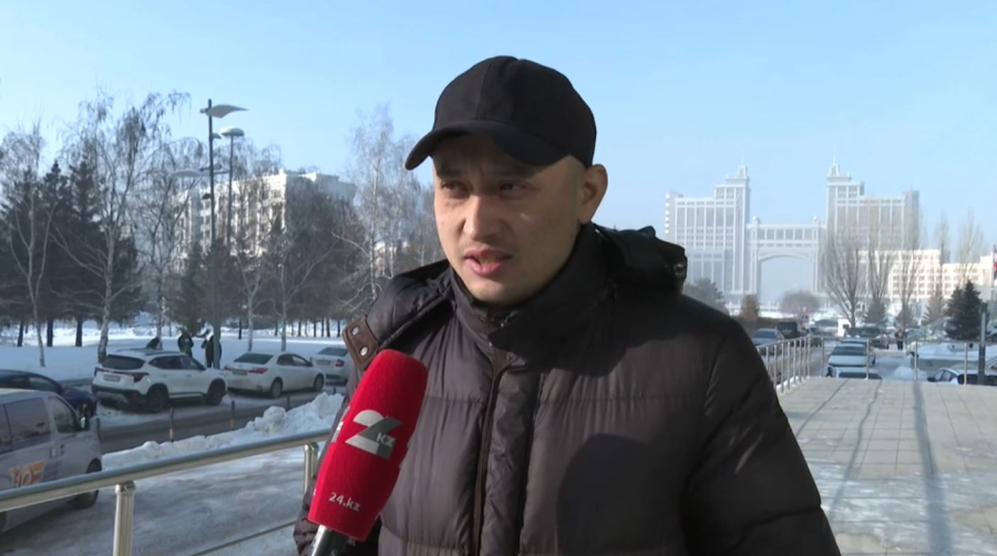 Сауалнама: балаларды әлеуметтік желіден шектеу қажет пе?