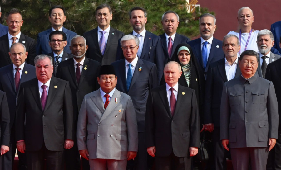 Токаев посетил военный парад в честь 80-летия Победы в Пекине