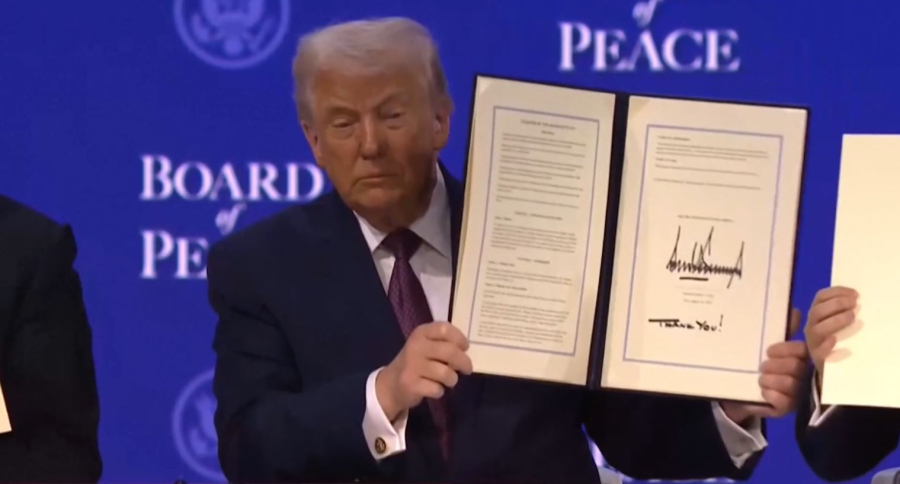 Бейбітшілік кеңесі Жарғысына қол қойылды