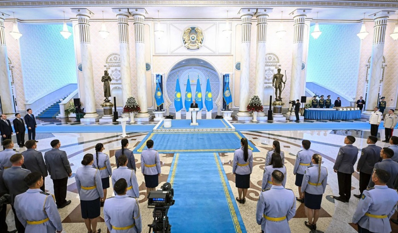 Президент вручил награды победителям UAE SWAT Challenge