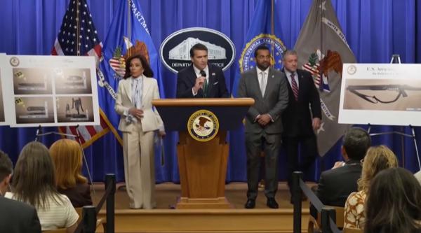 Д. Трампқа оқ атқан күдіктіге айып тағылды