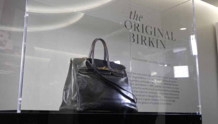 Первая сумка Birkin ушла с молотка за $10 млн