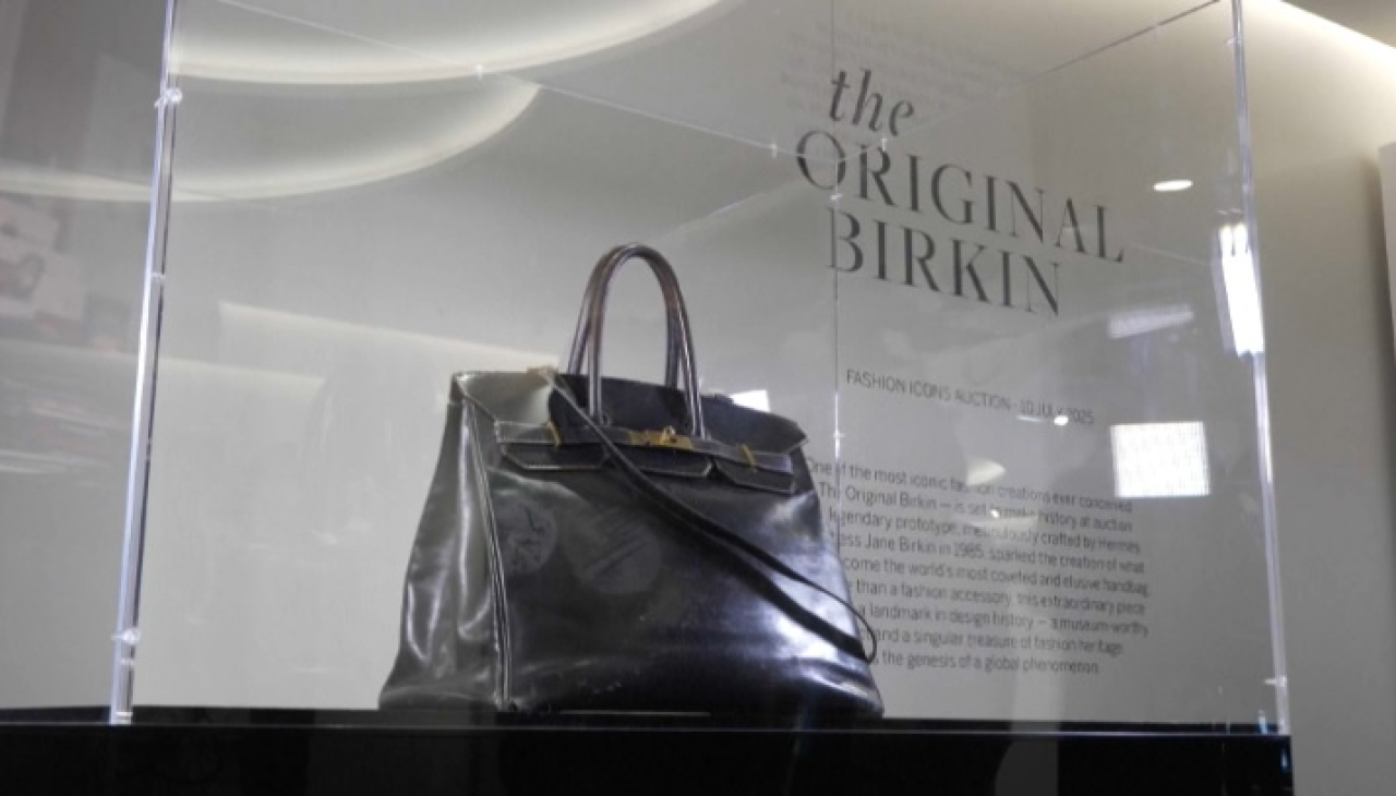 Первая сумка Birkin ушла с молотка за $10 млн