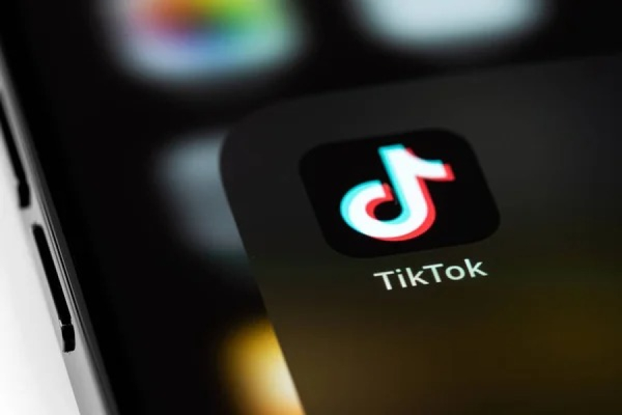TikTok-тағы қауіпті тренд: Мұғалімді мазақтаған оқушылардың ата-анасына айыппұл салынады