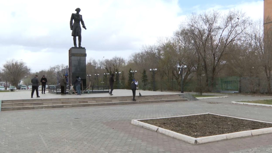 Көкшетауда тарихи-мәдени ескерткіштердің аумағы абаттандырылды