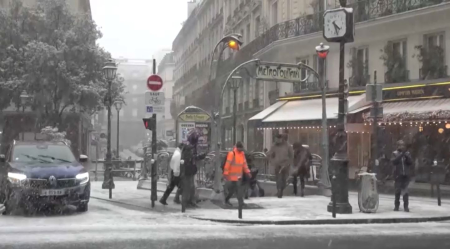 Францияның 38 аймағы қар құрсауында қалды