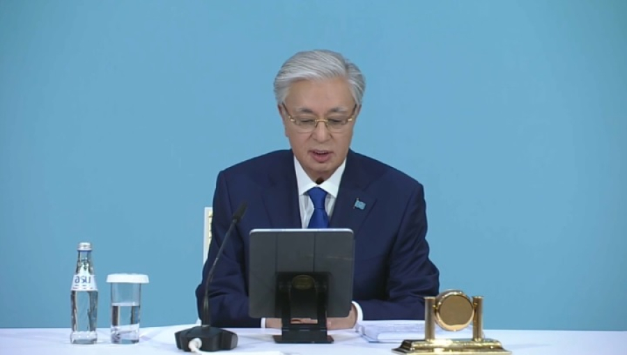 Президент поручил обеспечить плавный переход к новым налоговым правилам