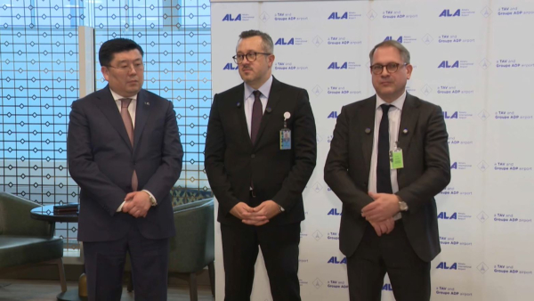 Франция елшісі әуежай жұмысымен танысты