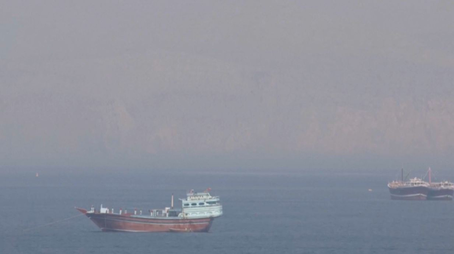 Ормуз арқылы бір тәулікте 6 кеме өтті